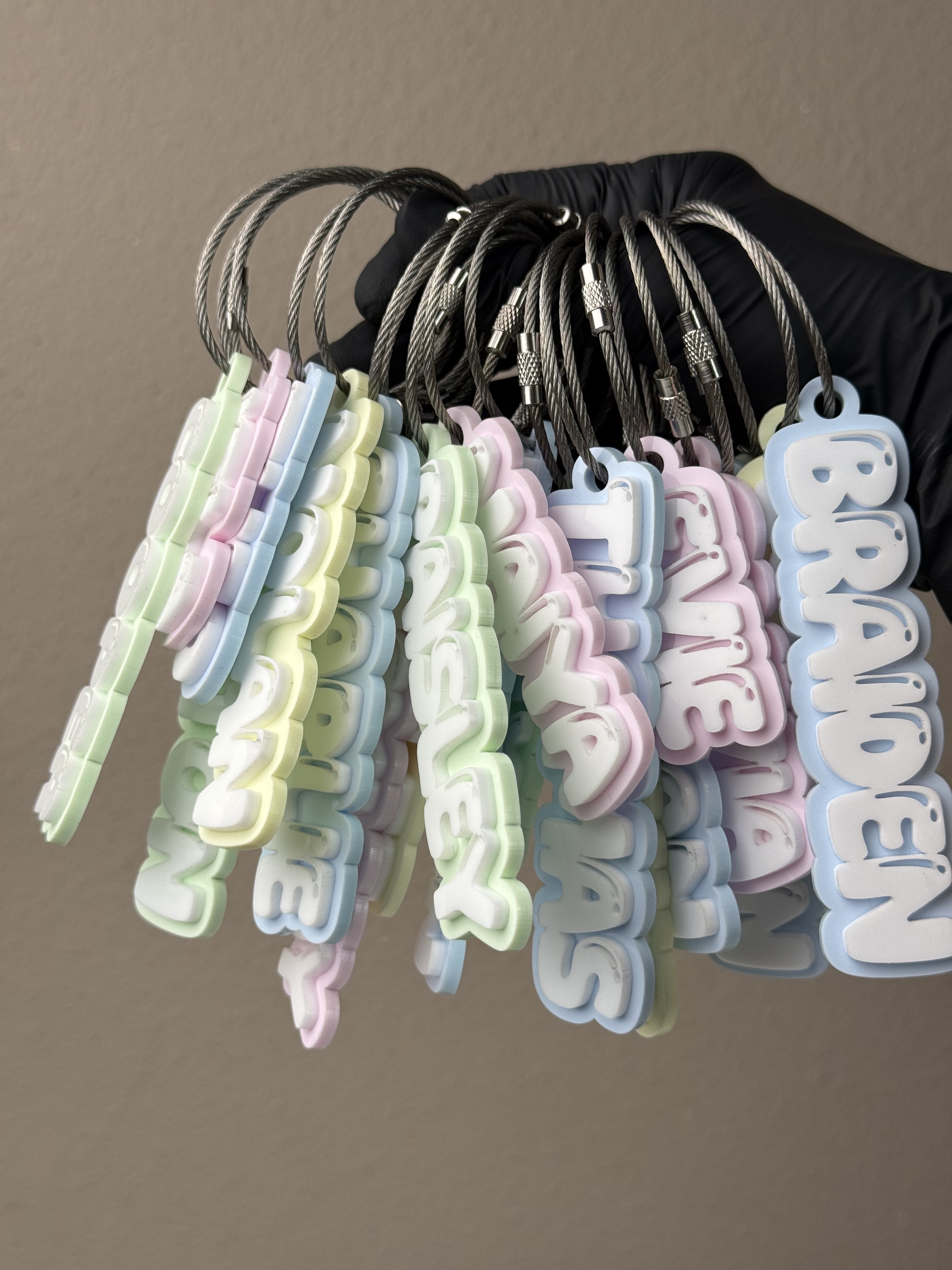 Custom Name Keychain - Photo 3